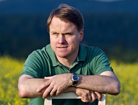 Bývalý ministr ivotního prostedí Martin Bursík opoutí Stranu zelených.