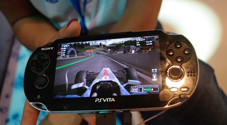 PlayStation Vita od Sony na hern akci Gamescom v Koln