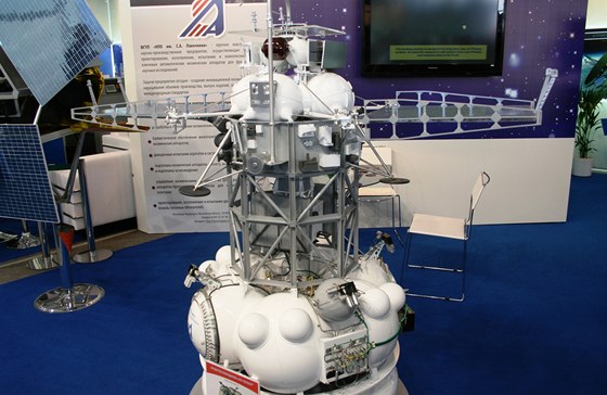 Makety sondy Mars-Grunt vystavená na aerosalónu MAKS