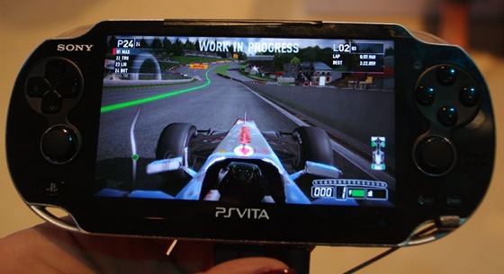 PlayStation Vita, chystaná penosná herní konzole od Sony. Do eska dorazí 22. února.