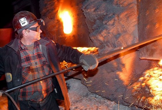 Hut a kovárny Pilsen Steel obnovují výrobu. (Ilustraní snímek)