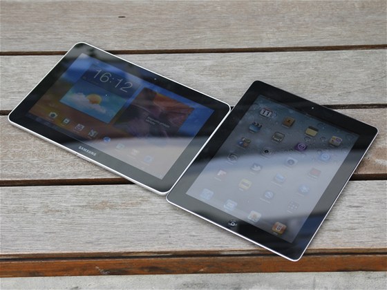 Samsung Galaxy Tab 10.1 a Apple iPad 2