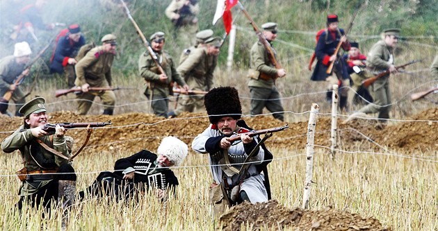 Na stran Rus bojovaly tradin i jednotky kozák. (2011)