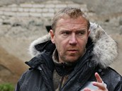 Reisr filmu Ptidenn vlka Renny Harlin (vpravo)