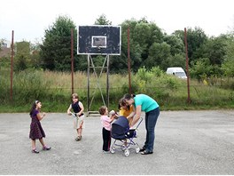 Hit mezi ulic Olbrachtovou a Vanurovou v Jihlav u pro hran basketbalu