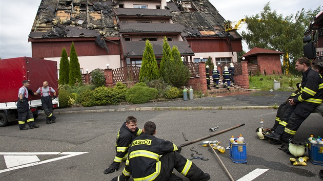 Bývalý hotel Corrado nkdo úmysln zapálil, policie ale háe nenala.