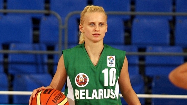 Aliksandra Tarasovová v dresu běloruské reprezentace Aliksandra Tarasovová v dresu běloruské reprezentace