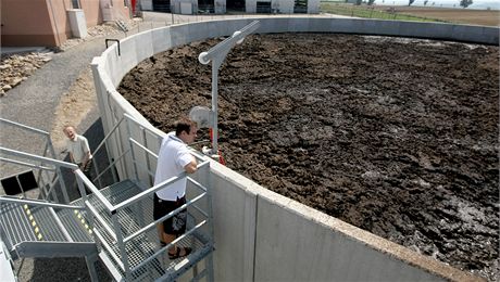 Ve Vysokch Studnicch slavnostn oteveli bioplynovou stanici.