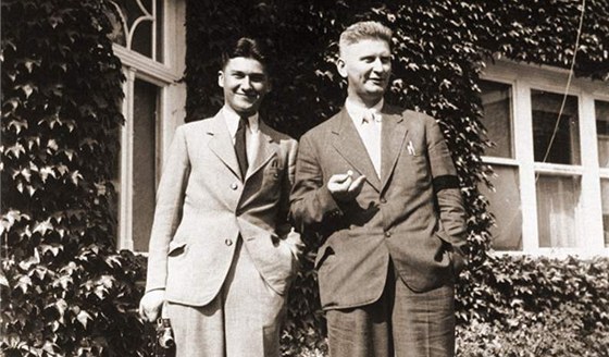 Jan Antonín Baa (vpravo) se svým synovcem Tomáem Baou ml. na archivním snímku.
