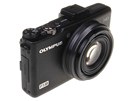 Fotoapart Olympus XZ-1 nabz vedle klasickch ovldacch prvk i oton