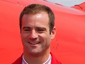 Pilot Jon Egging zahynul po pdu stroje z legendrn letky Red Arrows.