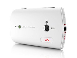 Sony Ericsson Walkman with Live