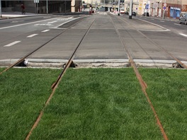 Nov tramvajov tra ped zastvkou Podbaba - pechodov dl S49/NT1 je
