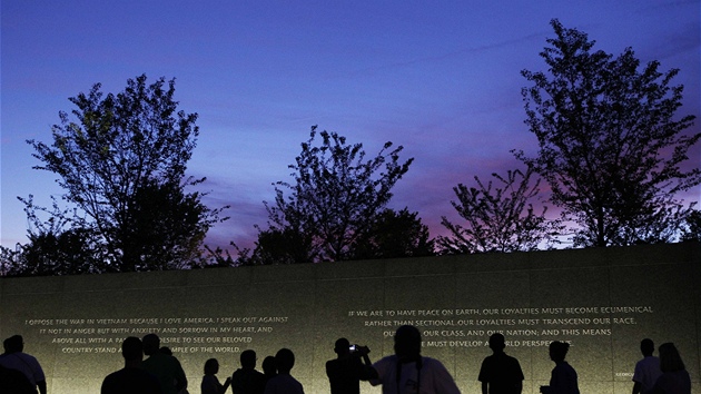 Památník Martina Luthera Kinga na takzvaném National Mall ve Washingtonu (22.