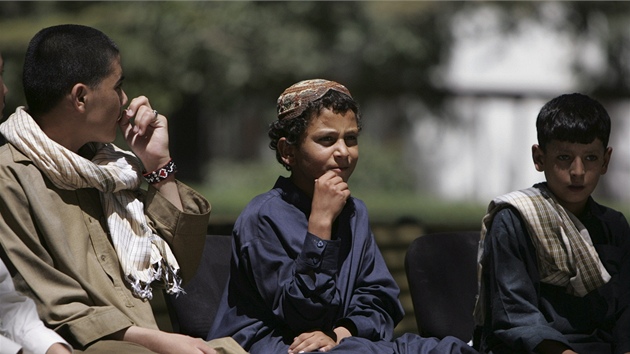 Afghántí mladíci, z nich se mli stát sebevraední atentátníci, ale podailo