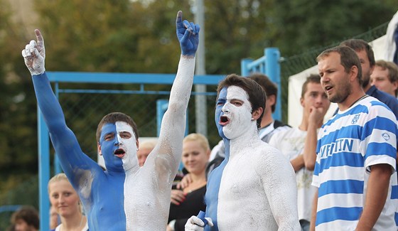 Fanouci fotbalového Znojma mají z výsledk svého týmu radost.