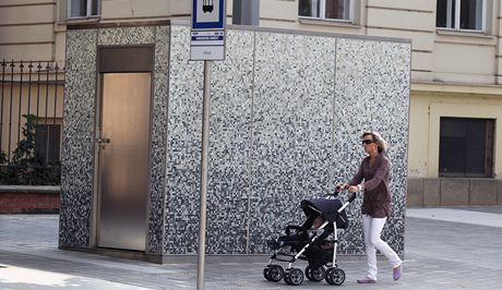 Veejn toalety na Jotov ulici v Brn stly bezmla ti miliony korun a maj...