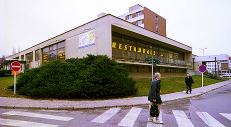 Blanenský hotel Dukla v centru chátrá. Nejvtí slávu proíval v 80. letech. Te pjde k zemi. ilustraní snímek