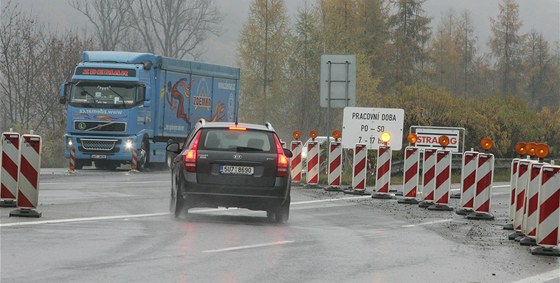 Na stejném míst opravovali silniái dálnici u v roce 2009.