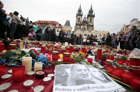 Pieta na Staromstském námstí v Praze za hokejisty, kteí zemeli pi letecké