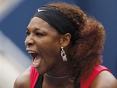 POJ! Americk tenistka Serena Williamsov se nahlas povzbuzuje bhem zpasu s