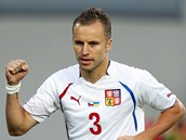 A OBRÁNCE, TENTOKRÁT STELEC. Michal Kadlec dal v pípravném utkání proti