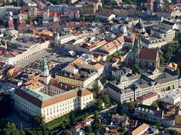 Samozejm jsme nevynechali ani pohled na historické centrum a zámek se slavnou