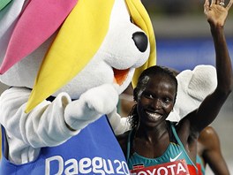 VIVIAN CHERUIYOTOVÁ. Královna dlouhých tratí, která mí jen 155 cm a váí 38...