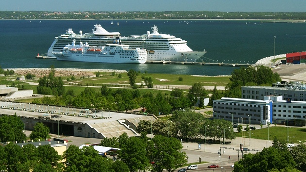 Tallinn (esky zídka té Tallin nebo Talin, díve rovn Revel, nmecky díve...