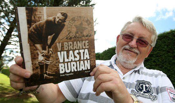 Autor Ivan Vpenka se svou novou knihou V brance Vlasta Burian