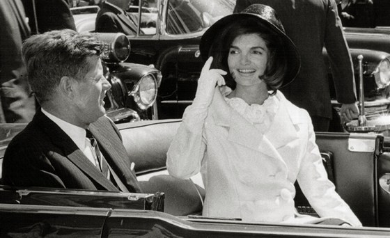 Jacqueline Kennedyová s prezidentem JFK ve Washingtonu (27. bezna 1963)