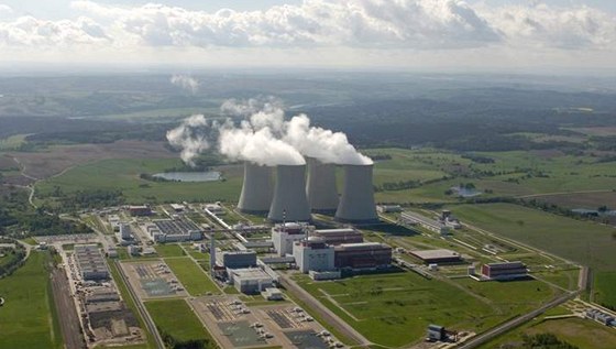 Rakuané se bouí proti dostavb jaderné elektrárny Temelín.