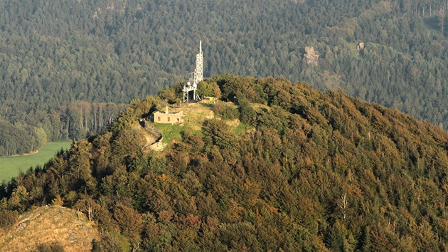 Luž (793 m n. m.) je nejvyšší horou Lužických hor Luž (793 m n. m.) je nejvyšší horou Lužických hor