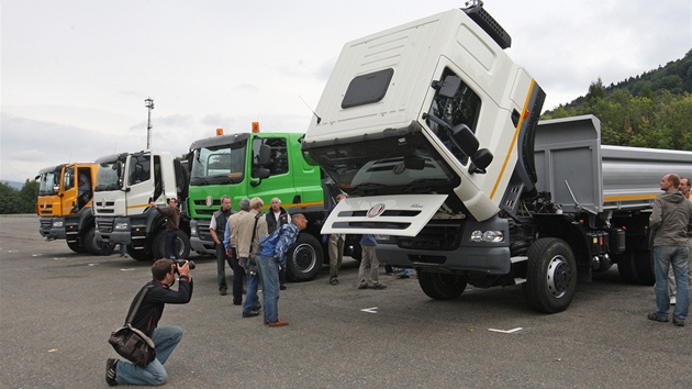 Automobilka Tatra ukázala nový typ nákladního vozidla médiím.