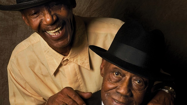 Willie "Big Eyes" Smith a Pinetop Perkins