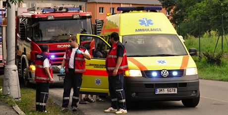 Na silnici mezi Olomoucí a Chomoutovem zemel dopoledne idi auta, který pedjídl v nepehledné zatáce. Ilustraní snímek