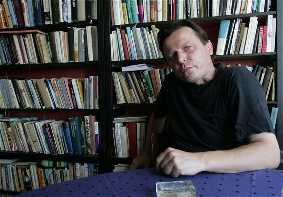 Letoní Msíc autorského tení je vnovaný zesnulému spisovateli Janu Balabánovi (na snímku).