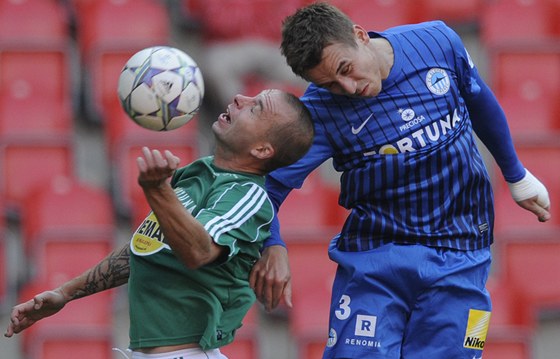 Michal ika (vlevo) v dresu Bohemians 1905