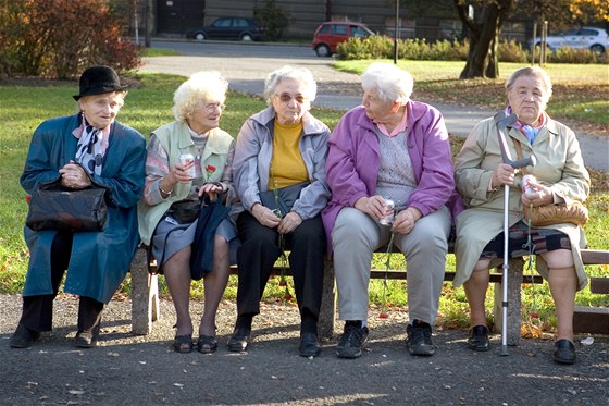 Stát chce v pítích letech zlepit postavení senior ve spolenosti (ilustraní foto).