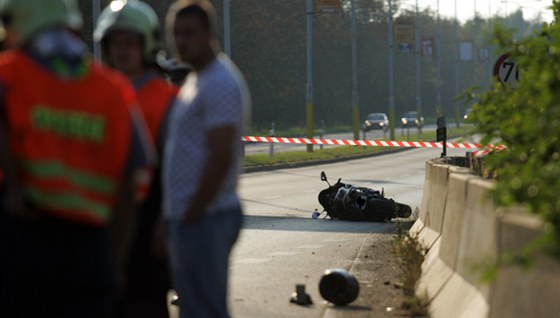 Tragická nehoda mladého motorkáe v Karlových Varech. (28. záí 2011)