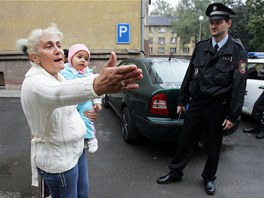 Strnci kontroluj st Karvin, kde bydl mnostv sociln slabch obyvatel.