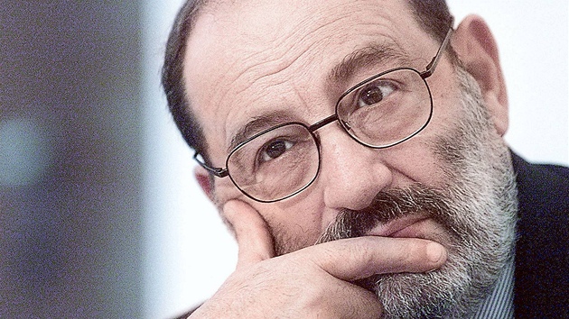 Umberto Eco - Italský spisovatel a sémiotik Umberto Eco.