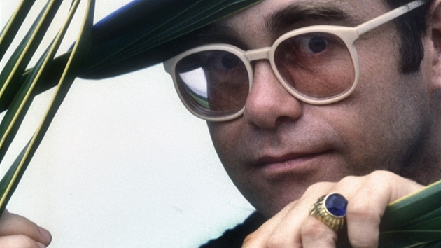 Elton John na archivním snímku Elton John na archivním snímku