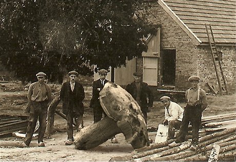 Unikátní historické foto, které pistálo v naí e-mailové schránce.