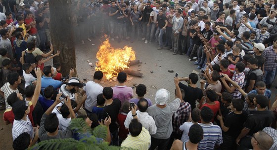 Syané protestují proti vlád prezidenta Baára Asada (6. íjna 2011)