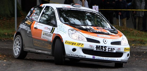 Jan erný a Pavel Kohout s Renaultem Clio R3, vítzové dvoukolek na Rally