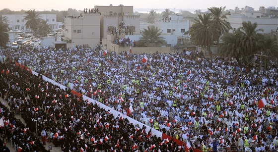 Tisíce iítských muslim v Bahrajnu stále protestují, nejvtí demonstrace se