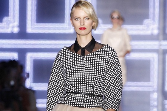 Paískou pehlídku Dior zahájila eská topmodelka Karolína Kurková.
