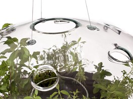 Svítidlo - skleník, design: Kristýna Pojerová (2011), pi výrob otvor se