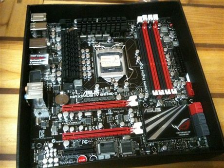 Asus Maximus IV Gene-Z/GEN3